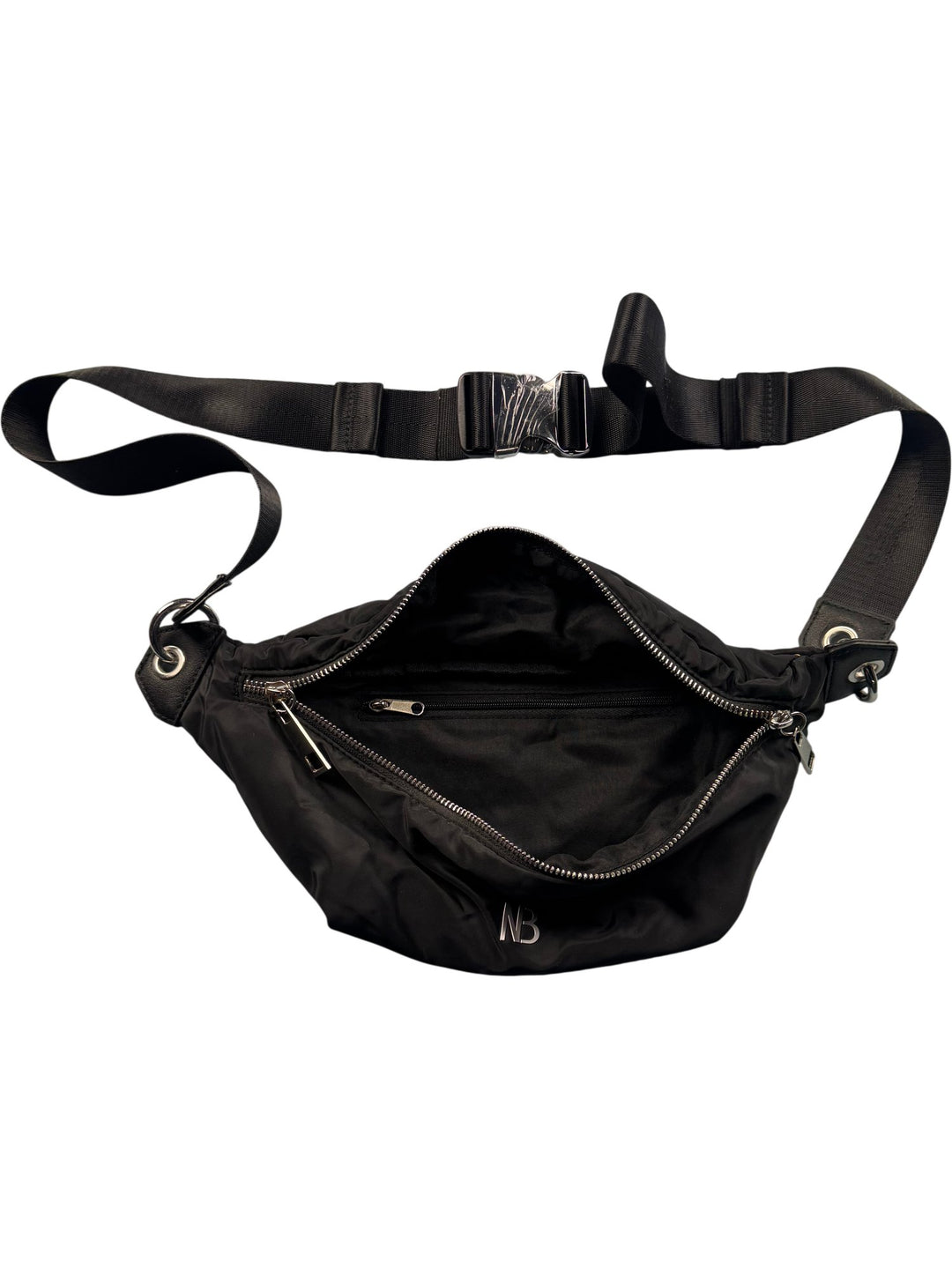 Black Nylon Fanny Pack with Zipper Closure - Think Vintage ltd