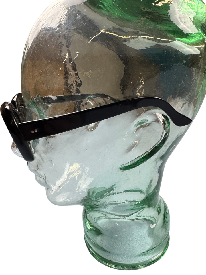 Black Rectangle Sunglasses - Think Vintage ltd