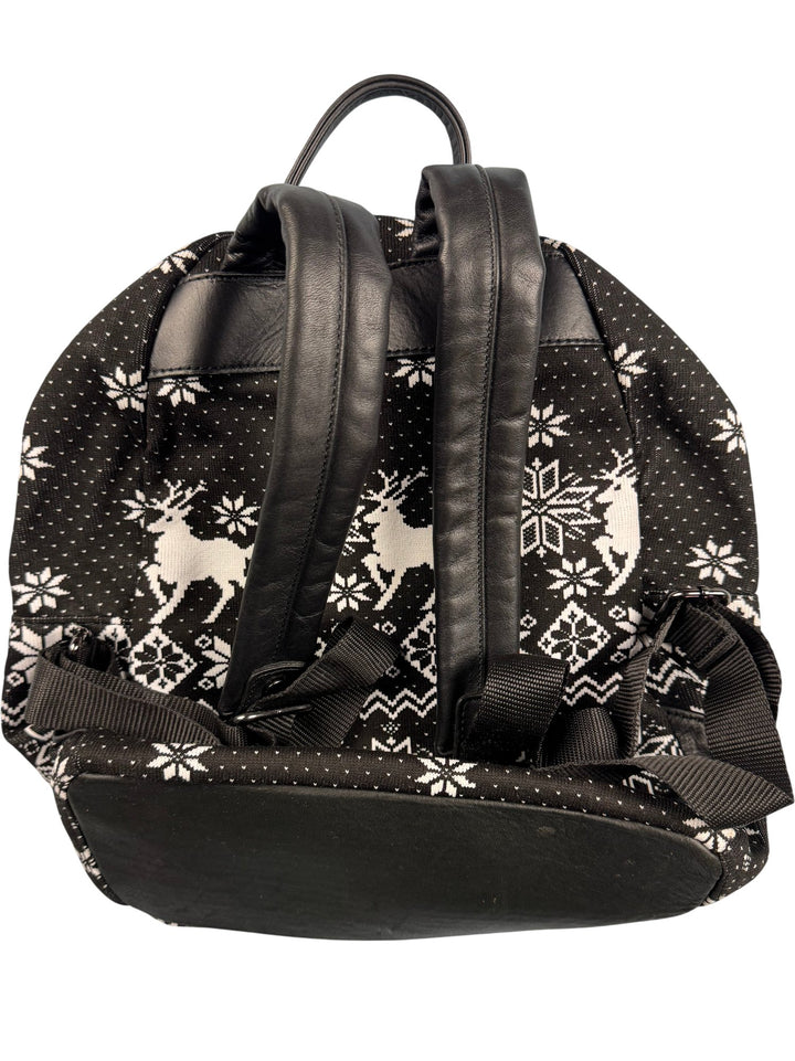Black Snowflake Pattern Backpack - Think Vintage ltd