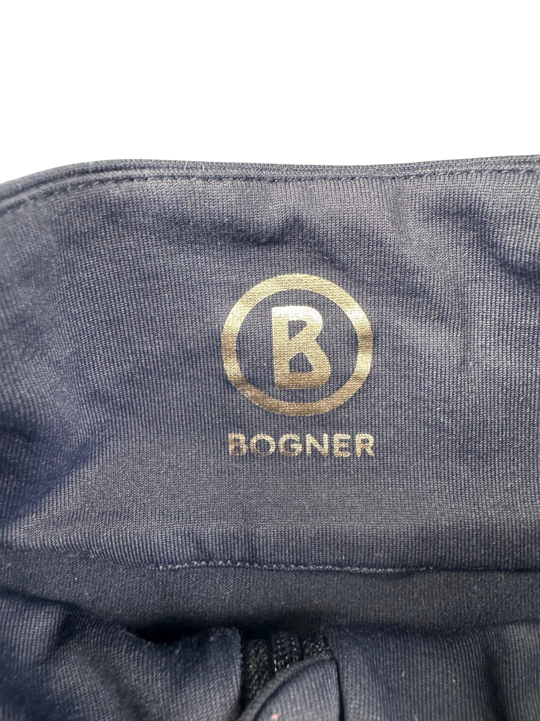 Bogner Grey Quarter Zip Sweatshirt - S/M - Think Vintage ltd