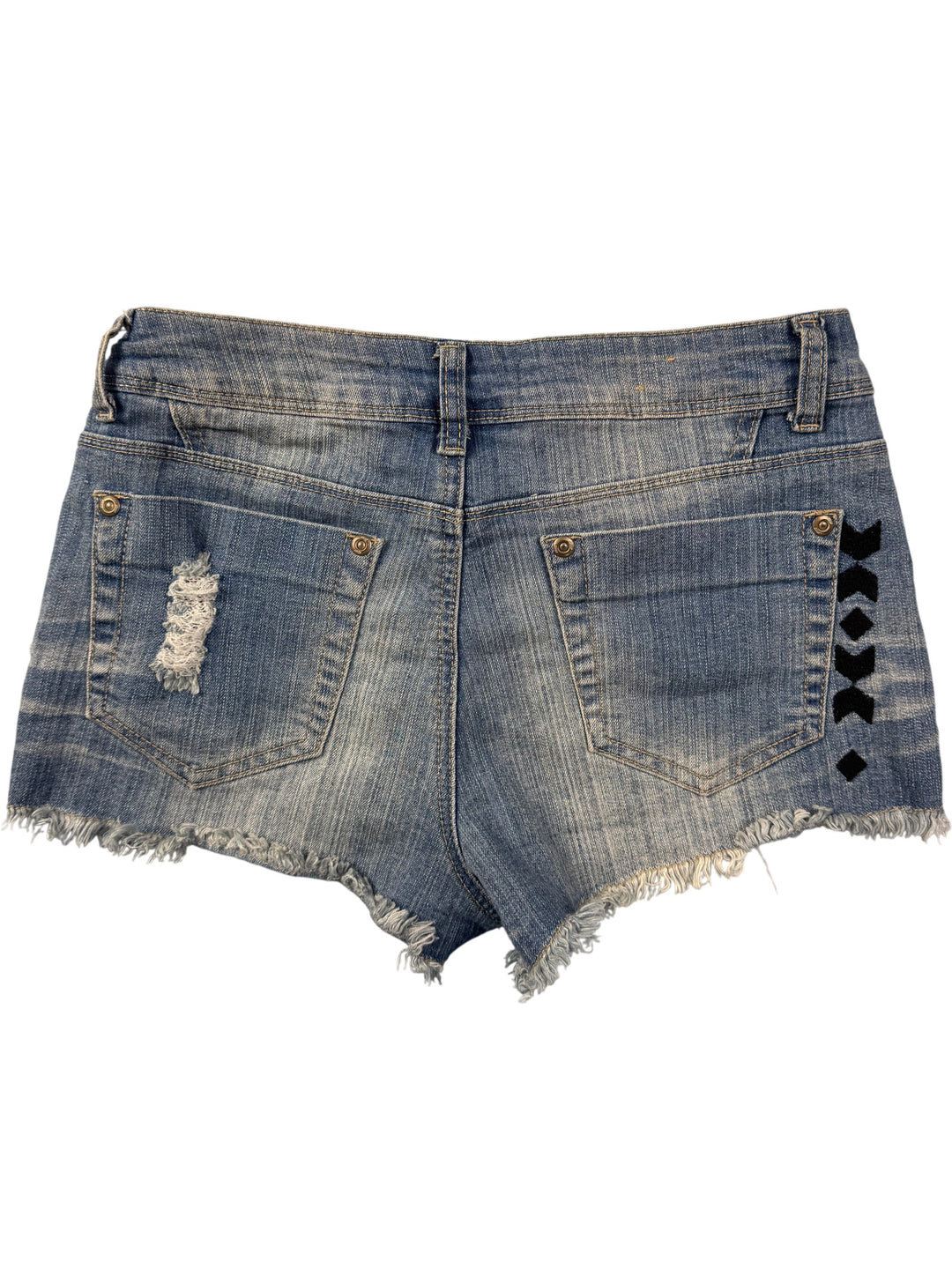 Brave Soul Aztec Pattern Denim Shorts - S - Think Vintage ltd