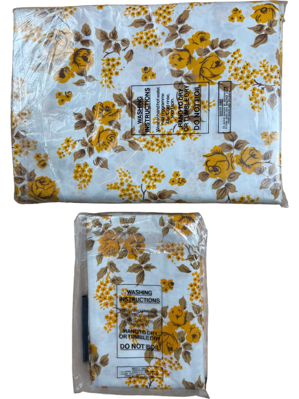 Brentford Nylons Poly-Cotton Double Sheet Set With Floral Pattern - Think Vintage ltd