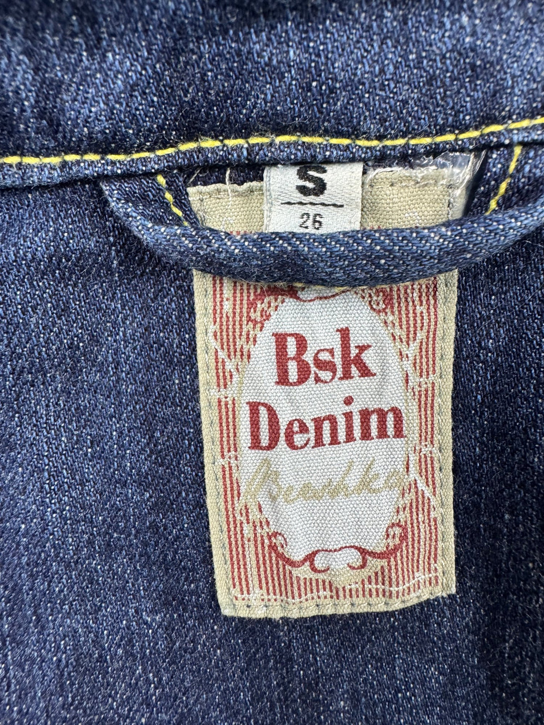 Bsk Denim Button-Up Trucker Jacket - S - Think Vintage ltd