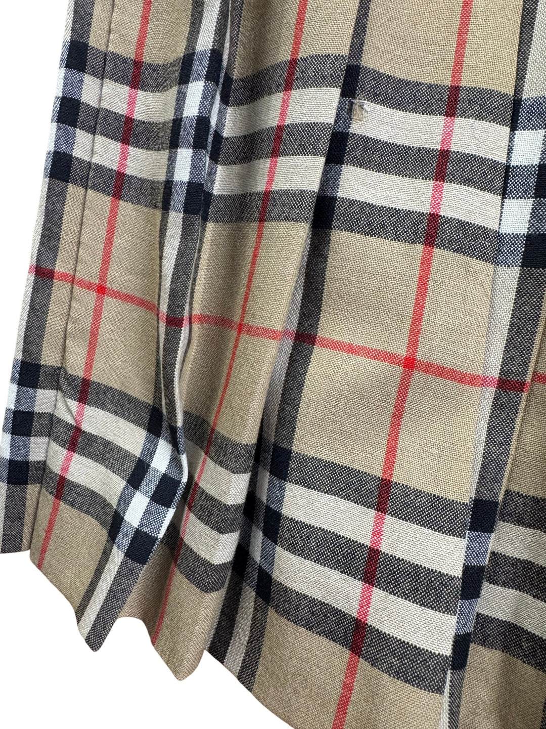 Burberrys Classic Pleated Check Skirt - W26 - Think Vintage ltd