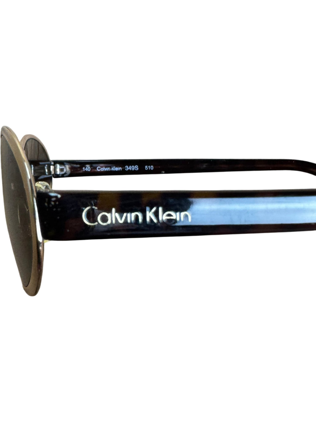 Calvin Klein Oval Brown Sunglasses - Think Vintage ltd