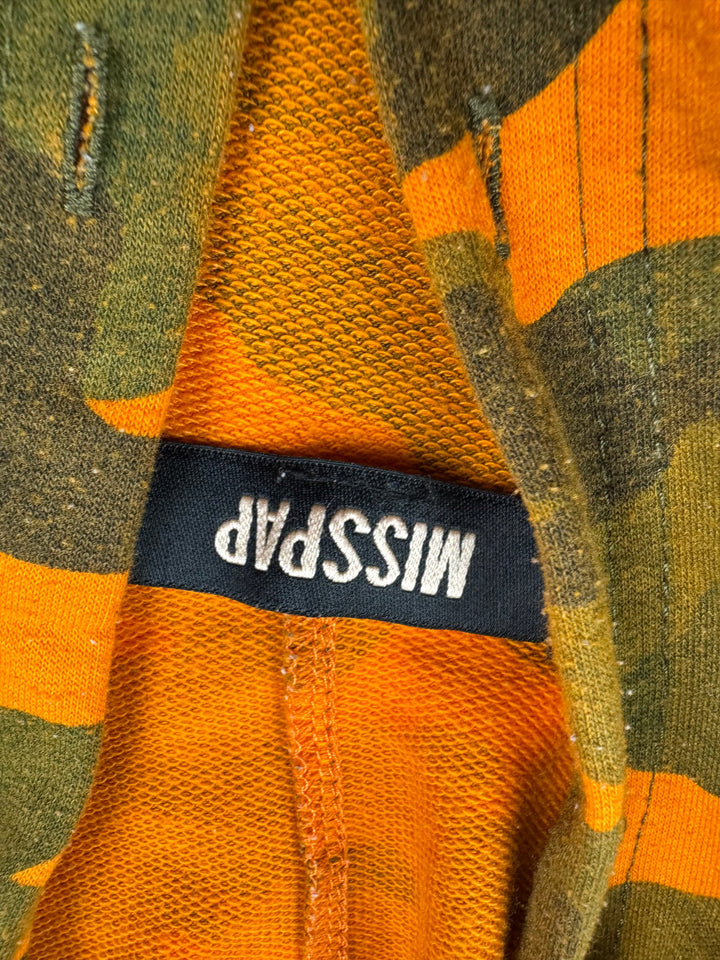 Camo Crop Hoodie - S - Think Vintage Online Ltd