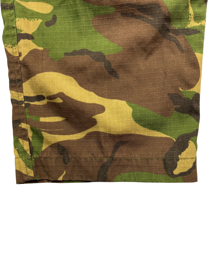 Camouflage Kombat Cargo Pants - L - Think Vintage ltd