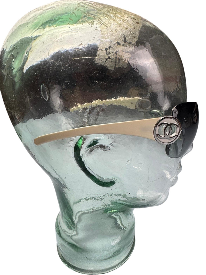 Chanel Black Wraparound Sunglasses - Think Vintage ltd