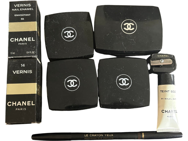 Chanel Cosmetics Set with Nail Varnish and Eyeshadows - Think Vintage ltd