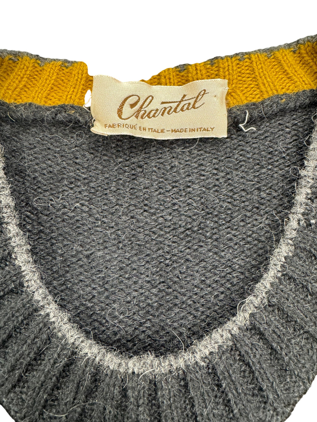 Chantal Italian Ovine Suede Sweater - L - Think Vintage