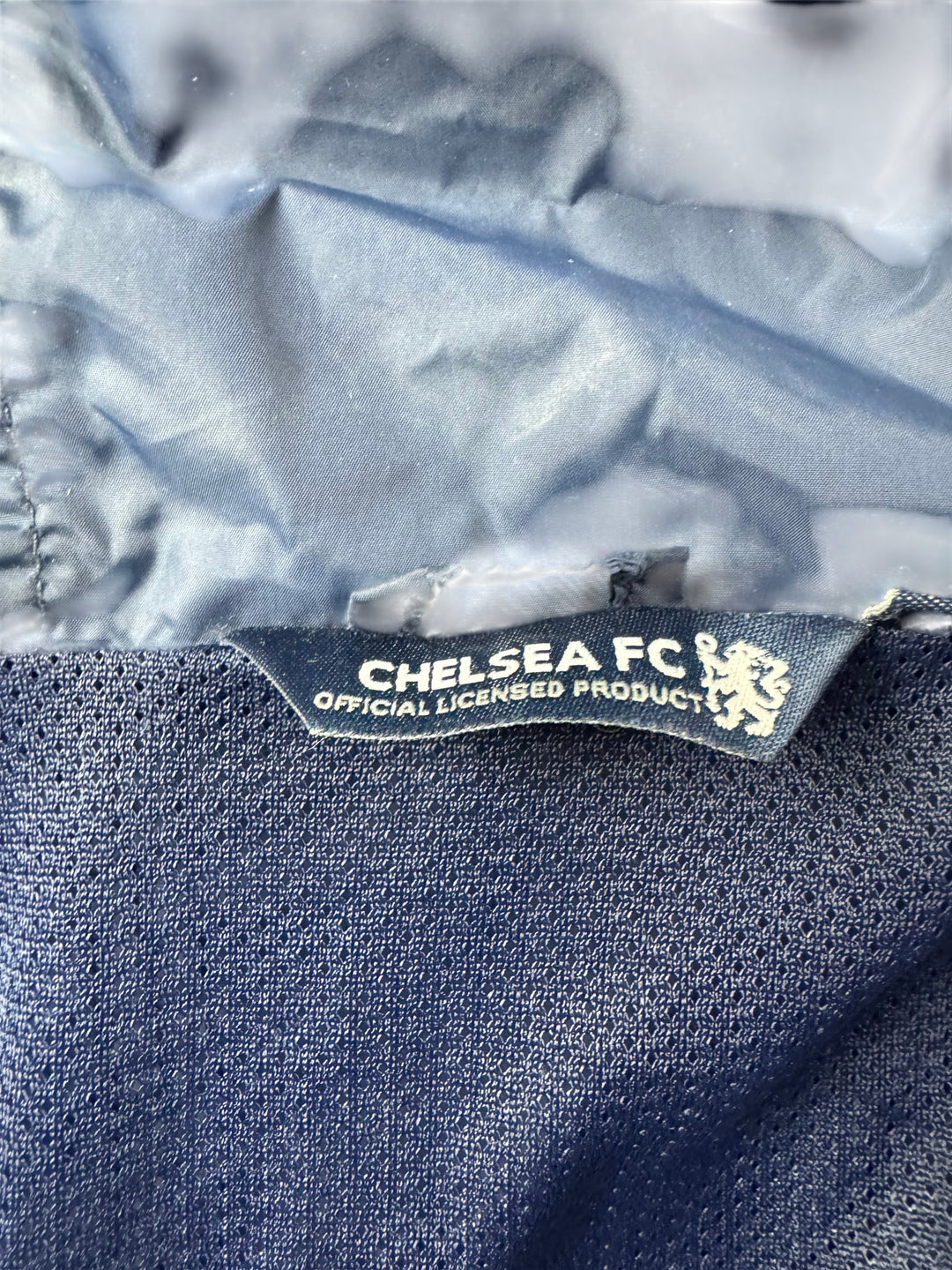 Chelsea FC Hooded Nylon Jacket - XL - Think Vintage Online Ltd
