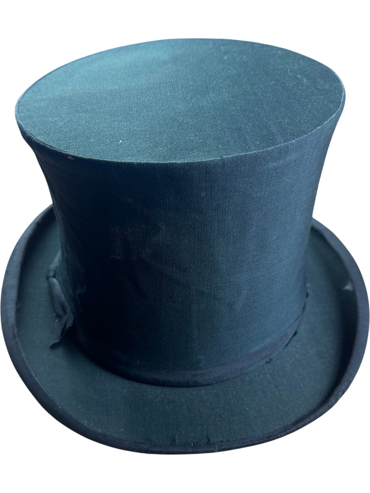 Classic Black Top Hat - Think Vintage ltd