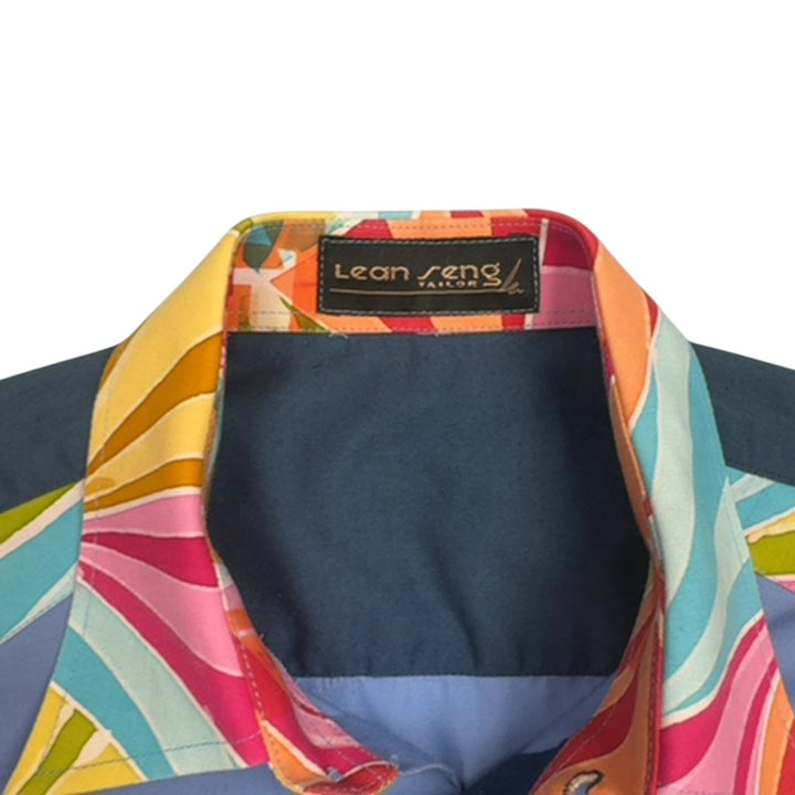 Colourful Short Sleeved Shirt - L - Think Vintage