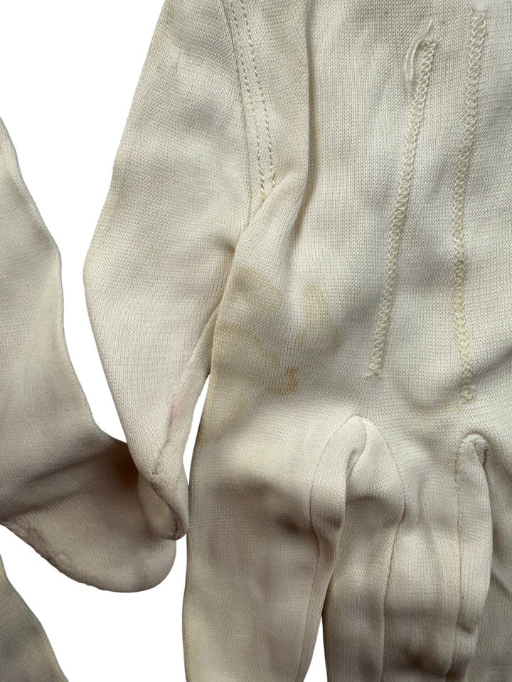 Cream Long Evening Gloves With Button Closure - Think Vintage Online Ltd