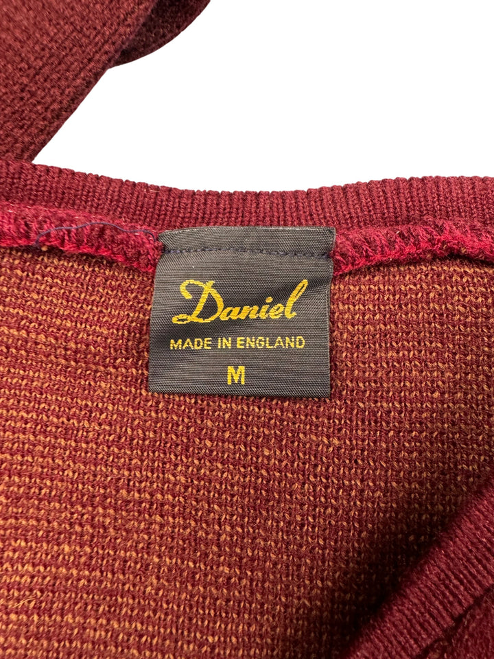 Daniel Argyle Pattern V-Neck Sweater - S - Think Vintage