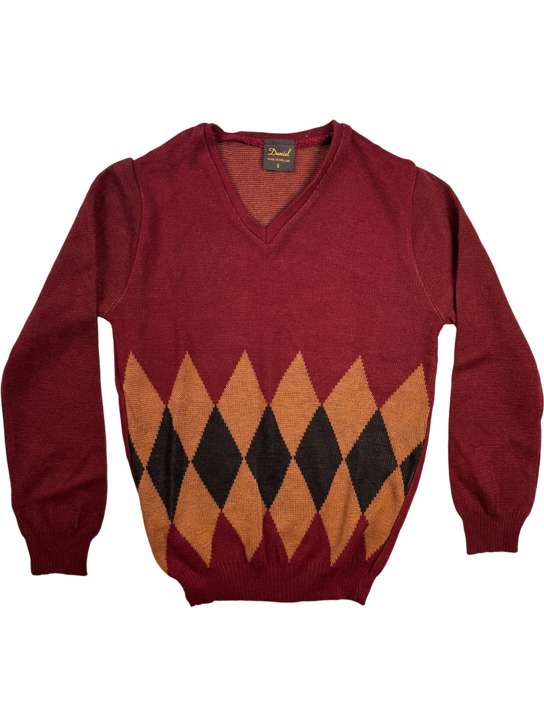 Daniel Argyle Patterned V-Neck Sweater - S - Think Vintage Online Ltd