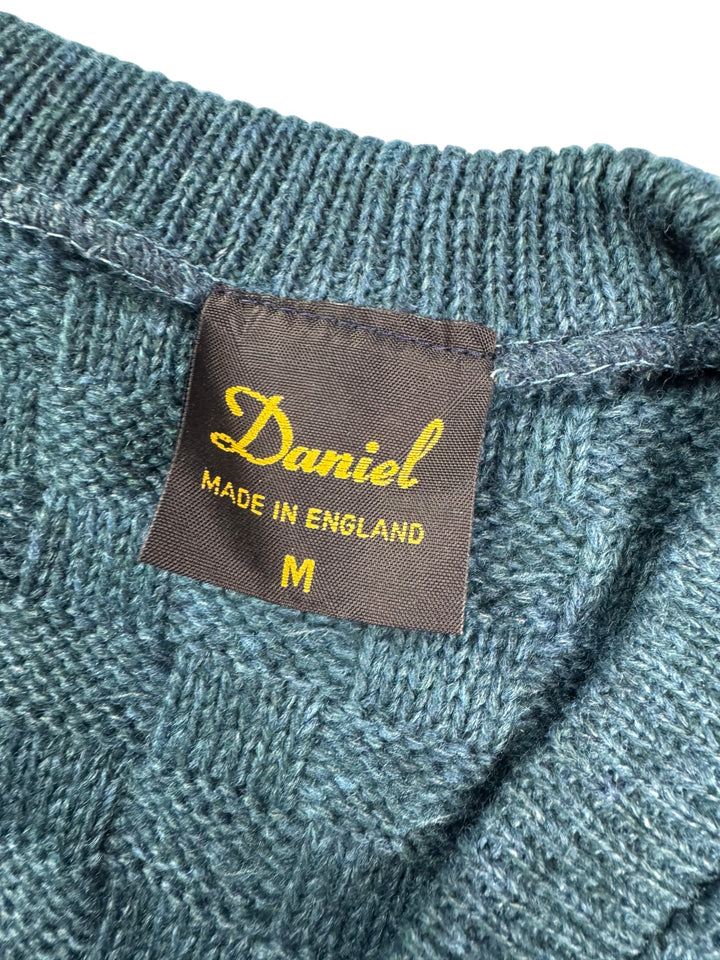 Daniel Made In England V-Neck Sweater - S - Think Vintage