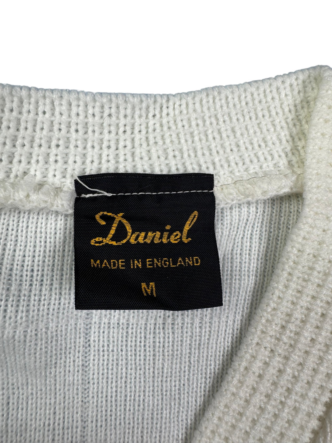 Daniel St Tropez White V-Neck Sweater - M - Think Vintage Online Ltd