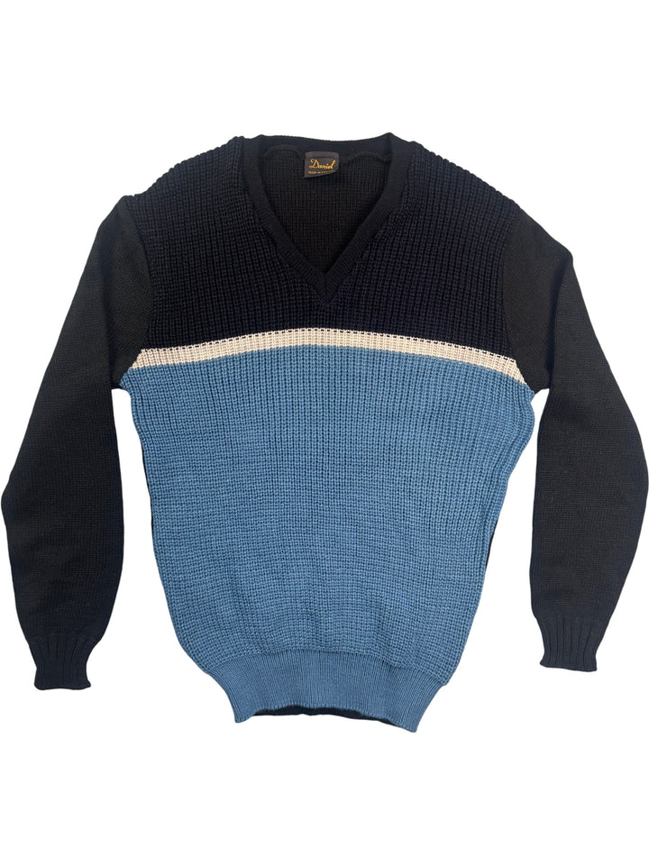 Daniel V-Neck Colour Block Sweater - S - Think Vintage Online Ltd