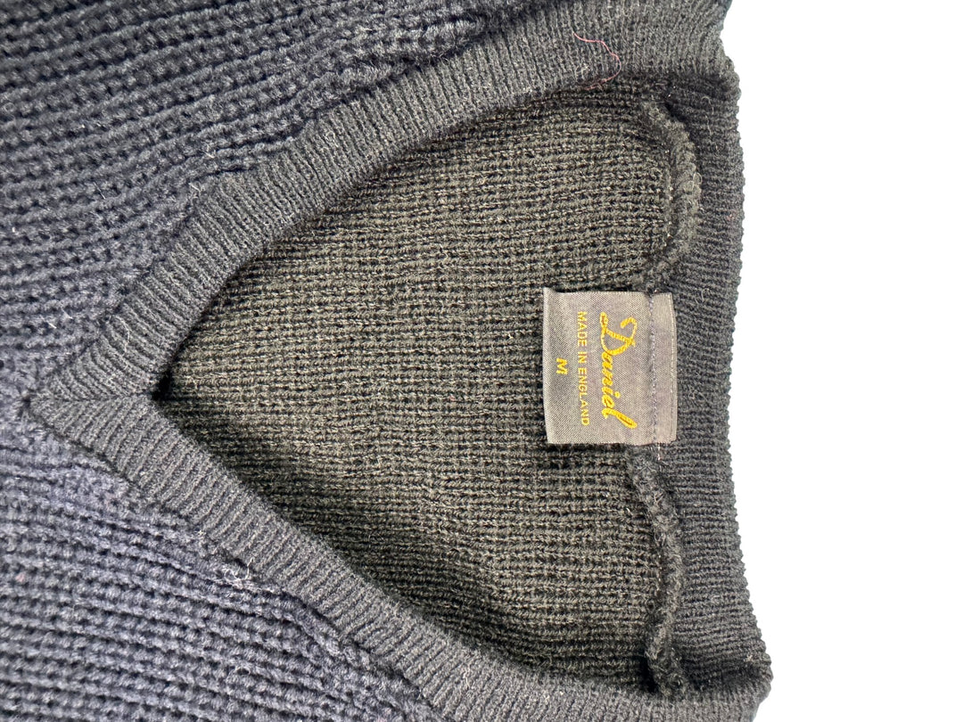 Daniel V-Neck Colour Block Sweater - S - Think Vintage Online Ltd