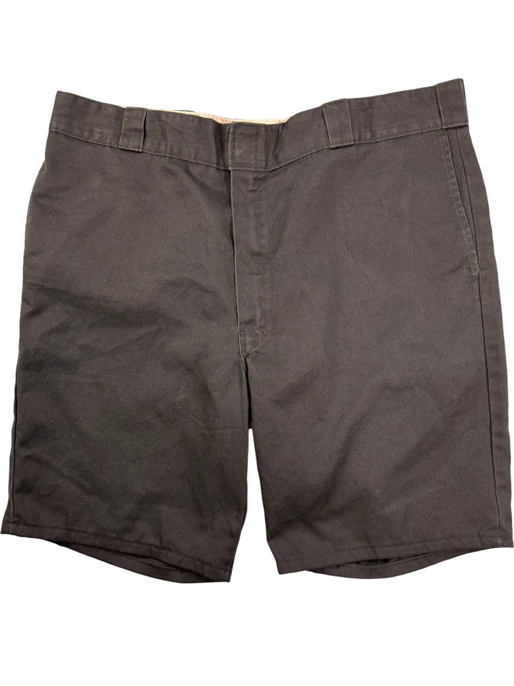 Dickies 874 Original Fit Black Chino Shorts - XXXL - Think Vintage Online Ltd