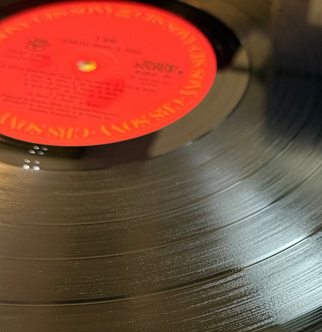 Earth Wind & Fire I Am Vinyl Record - Think Vintage Online Ltd