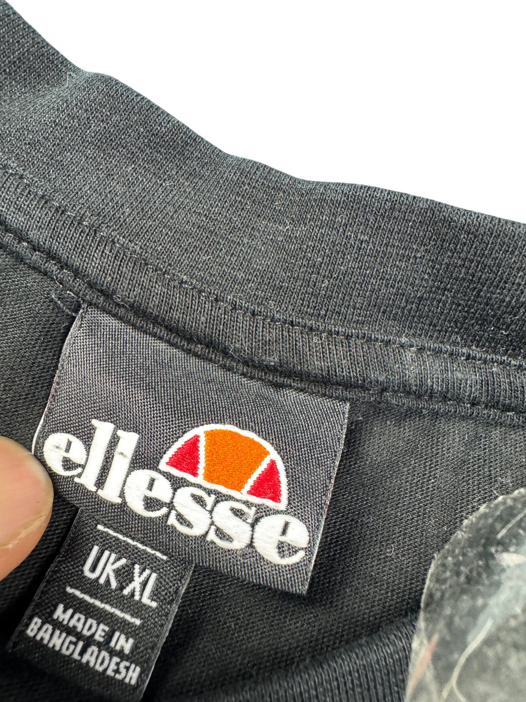 Ellesse Black Cotton T-Shirt - XL - Think Vintage Online Ltd