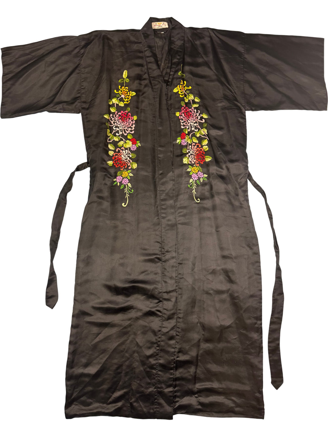 Embroidered Black Kimono with Floral Design - M - Think Vintage