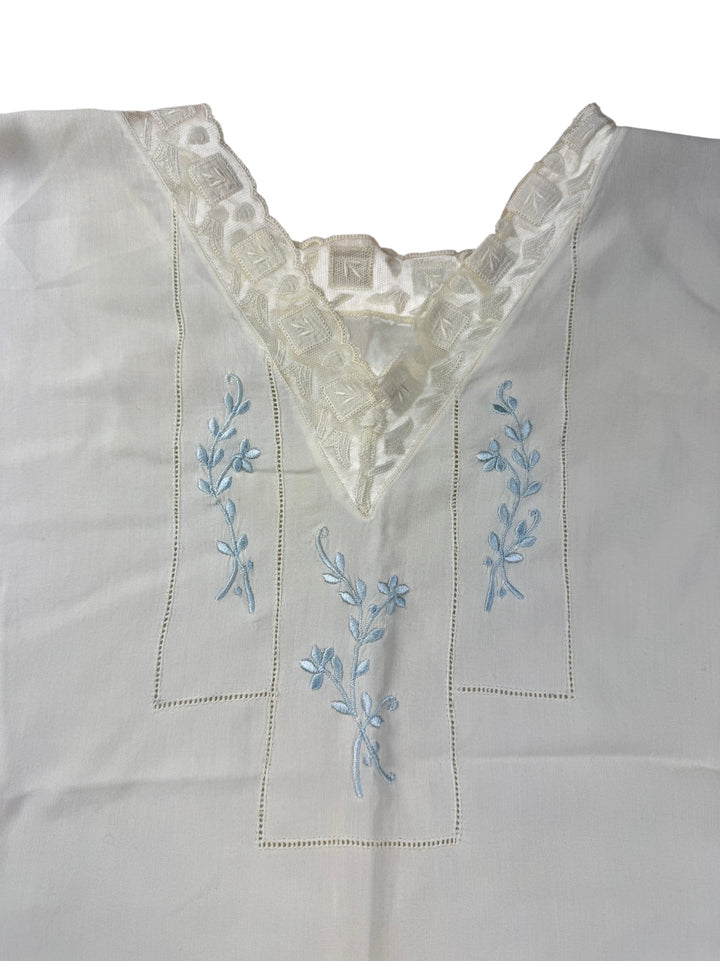 Embroidered White Cotton Nightgown - M - Think Vintage ltd