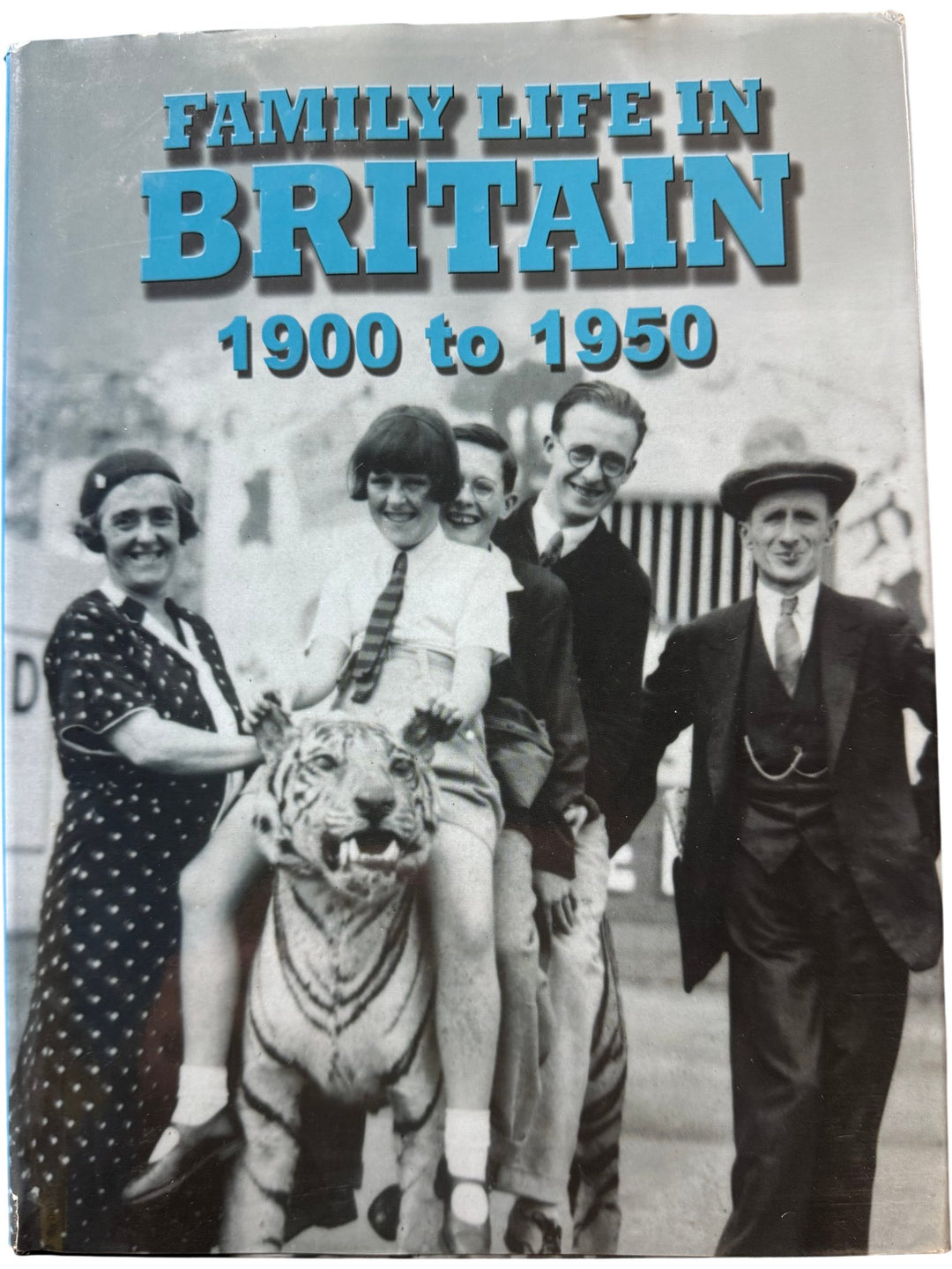 Family Life In Britain 1900 To 1950 Magazine - Think Vintage ltd