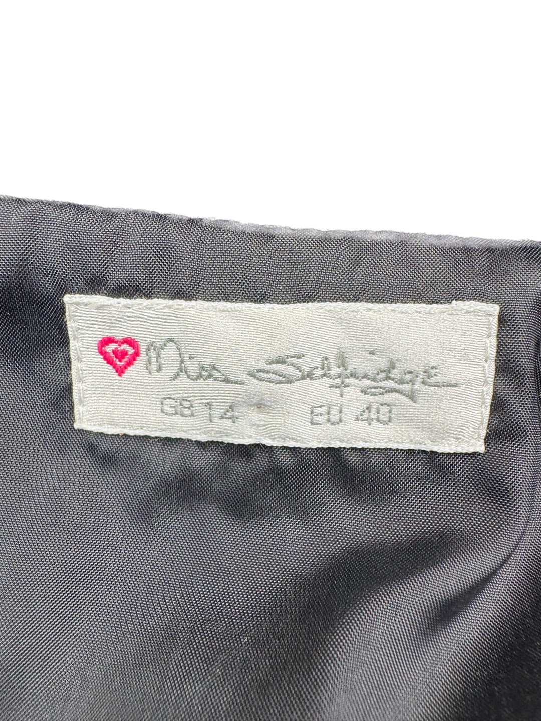 Faux Fur Sleeveless Vest - M - Think Vintage Online Ltd