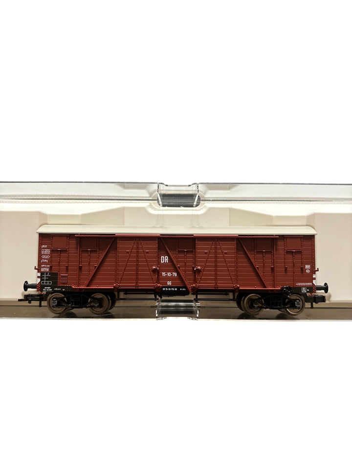 Fleischmann Boxcar Model Train Red - Think Vintage ltd