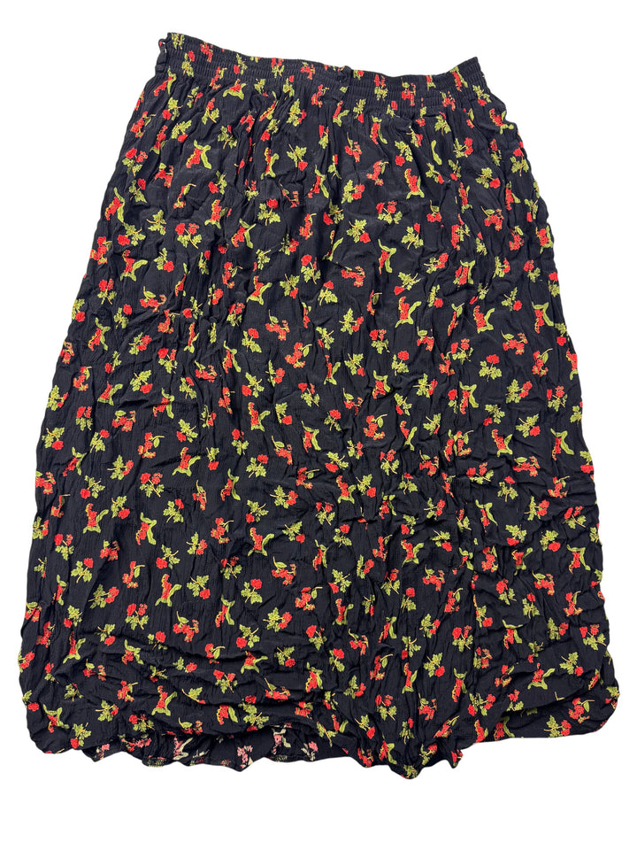 Floral Patterned Black Skirt - W29 - Think Vintage Online Ltd