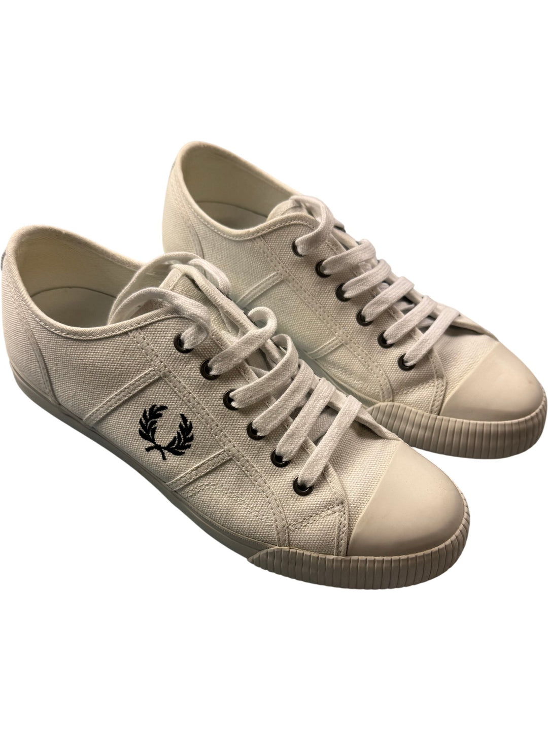 Fred Perry Canvas Low-Top Sneakers with Logo - Size 7 - Think Vintage ltd