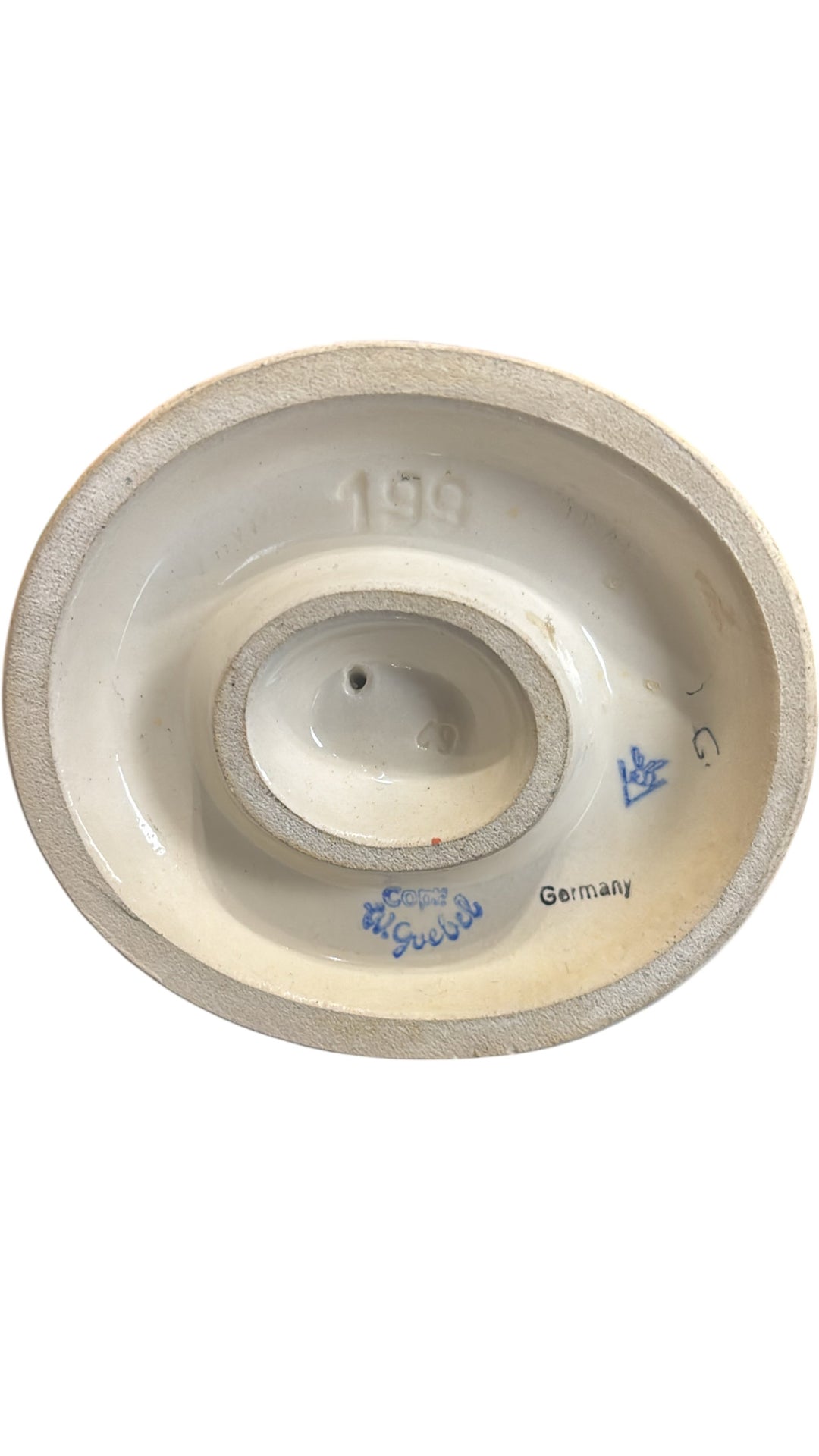 Goebel Hummel 'Feeding Time' West Germany Figurine - Think Vintage Online Ltd