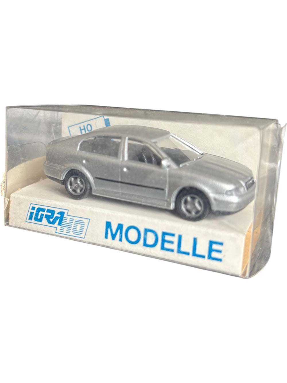 Igra HO Silver Scale 1:87 Model Car - Think Vintage ltd