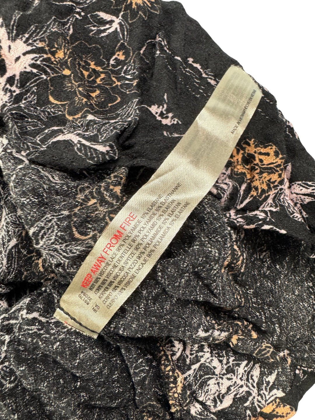 Intimately Black Lace Floral Top - M - Think Vintage