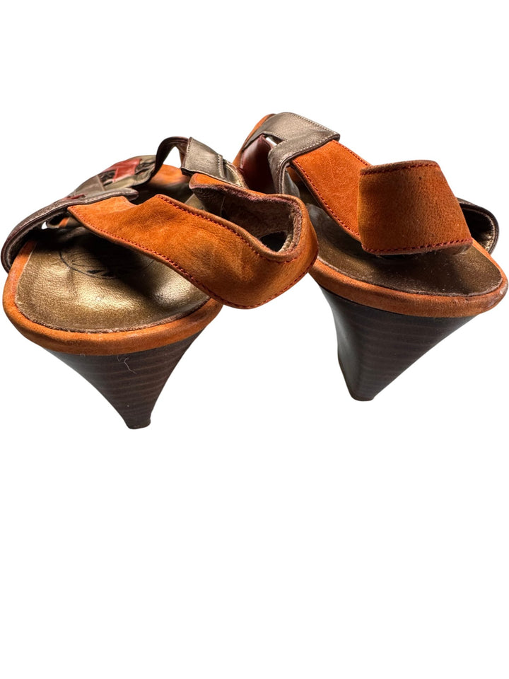 Italian Multi-Coloured Leather Sandals - 7.5 - Think Vintage ltd