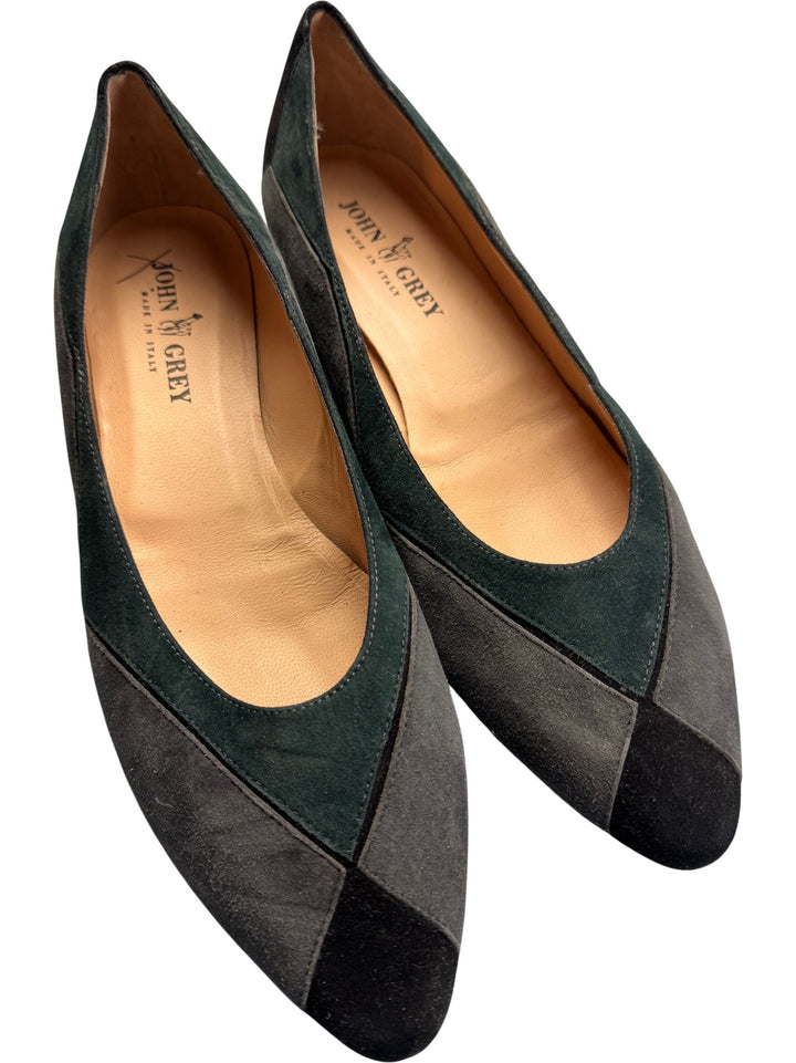John Grey Italian Suede Flats - 8.5 - Think Vintage ltd