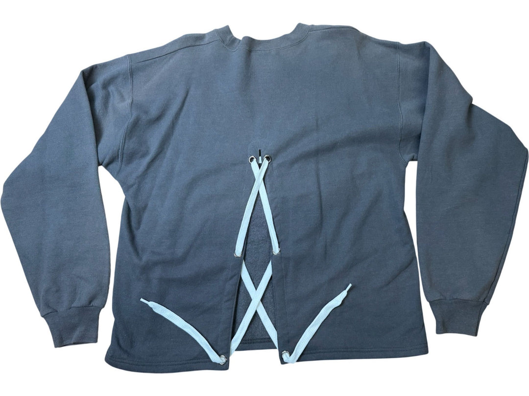 Junior Graphic Sweatshirt - M