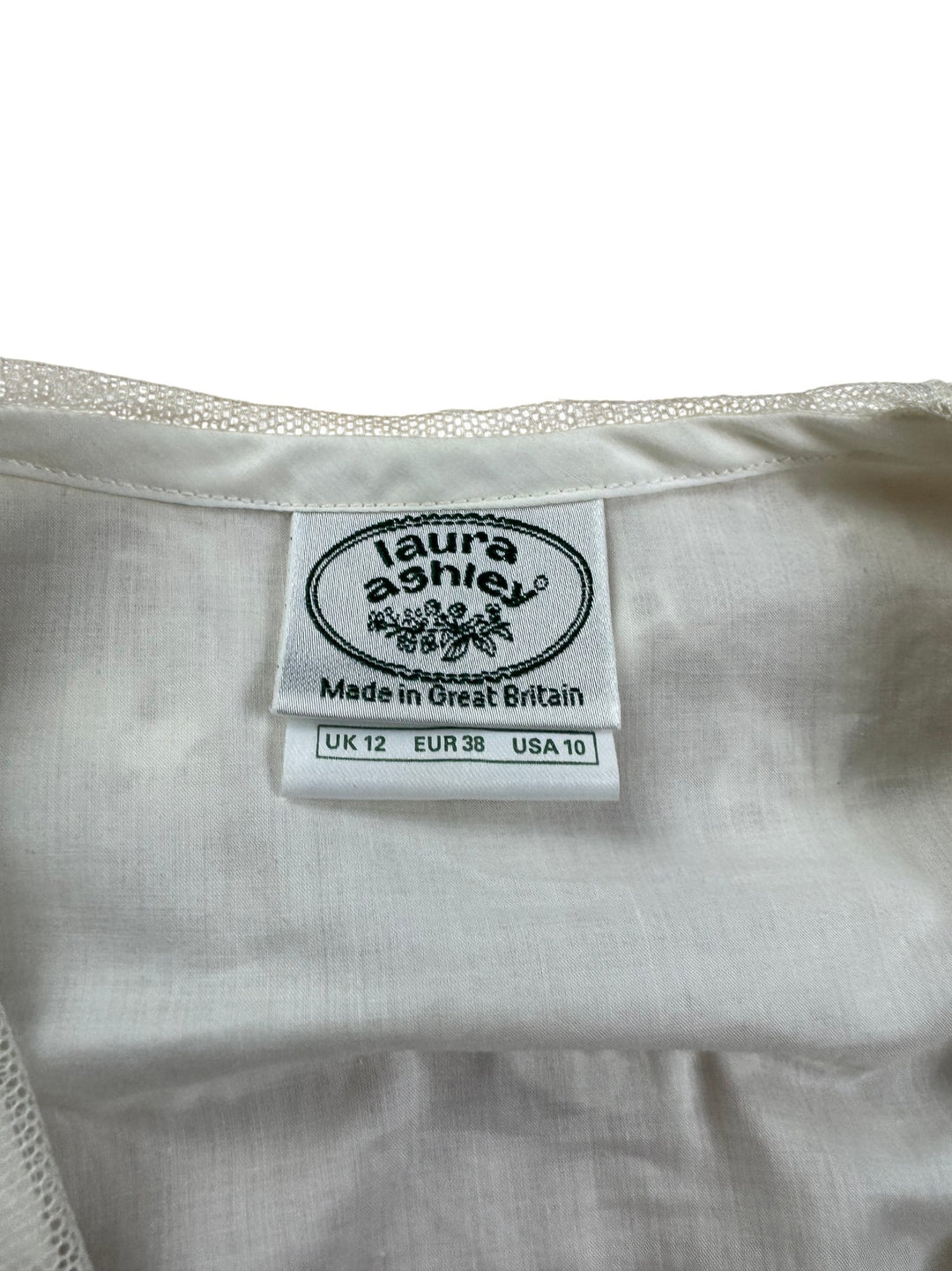 Laura Ashley White Embroidered Cotton Blouse - M - Think Vintage ltd