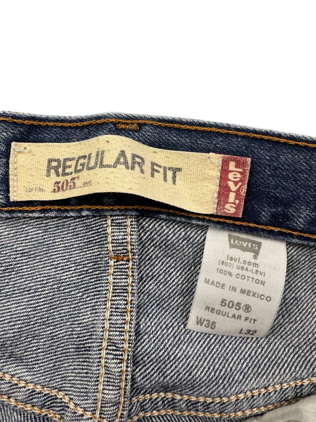 Levi 505 Regular Fit Denim Jeans - W35 L31 - Think Vintage ltd