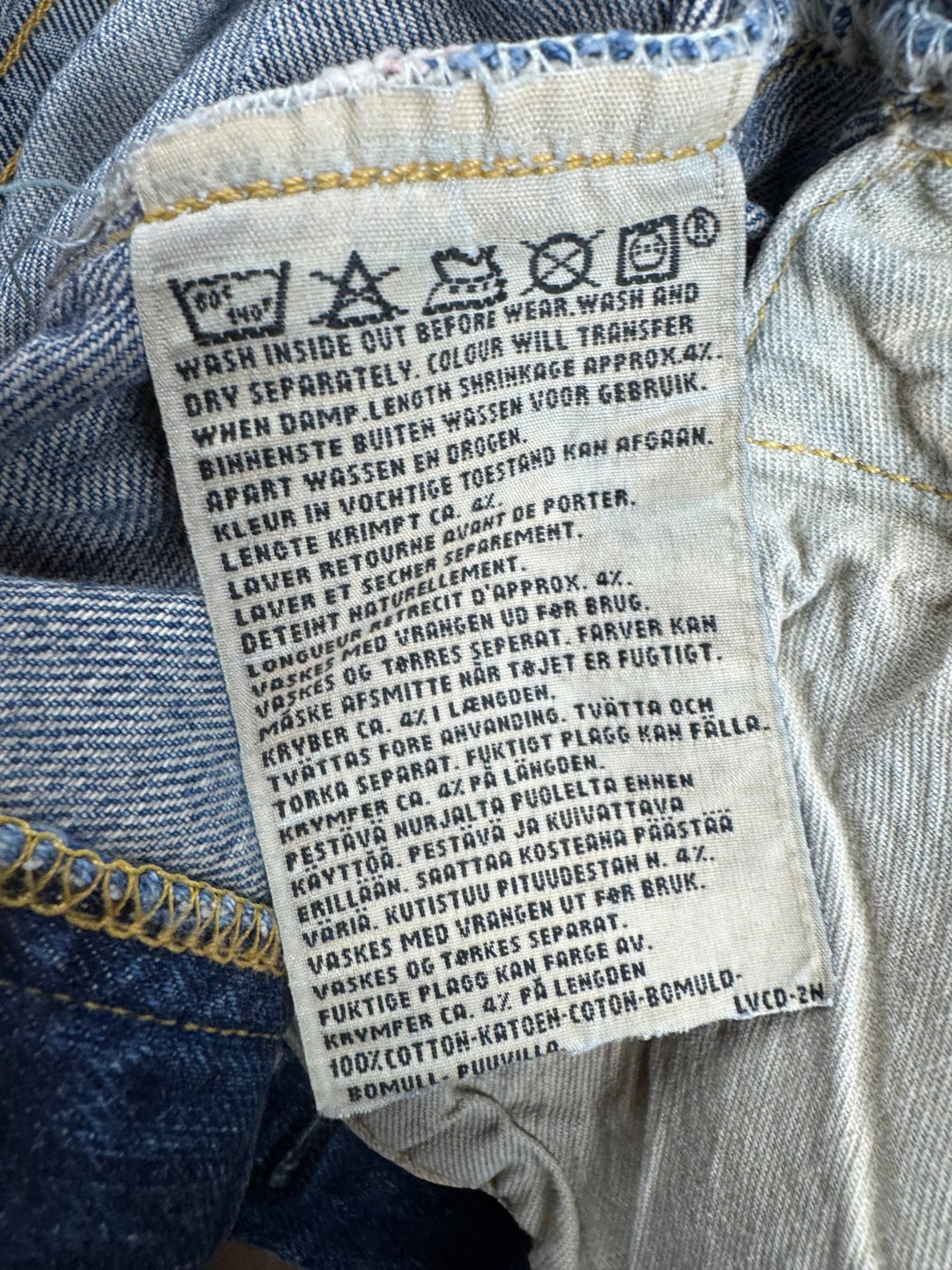 Levi Distressed Selvedge San Francisco Made Denim Jeans - W34 - Think Vintage ltd