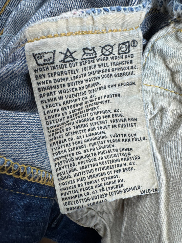 Levi Distressed Selvedge San Francisco Made Denim Jeans - W34 - Think Vintage ltd