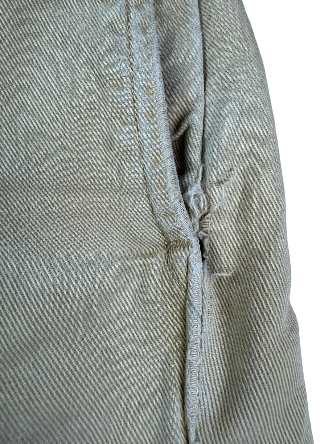 Levi Strauss Beige Chinos - W35 - Think Vintage ltd