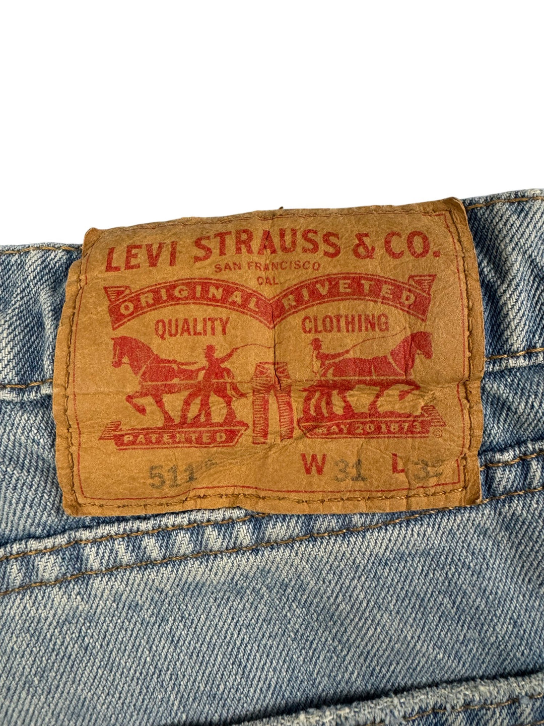 Levi's 501 Light Wash Denim Jeans - W32 - Think Vintage ltd