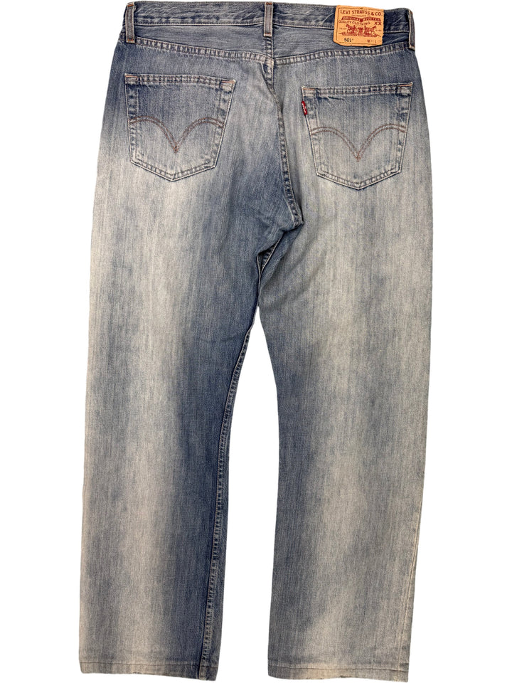 Levi's 501 Light Wash Denim Jeans - W36 L30 - Think Vintage
