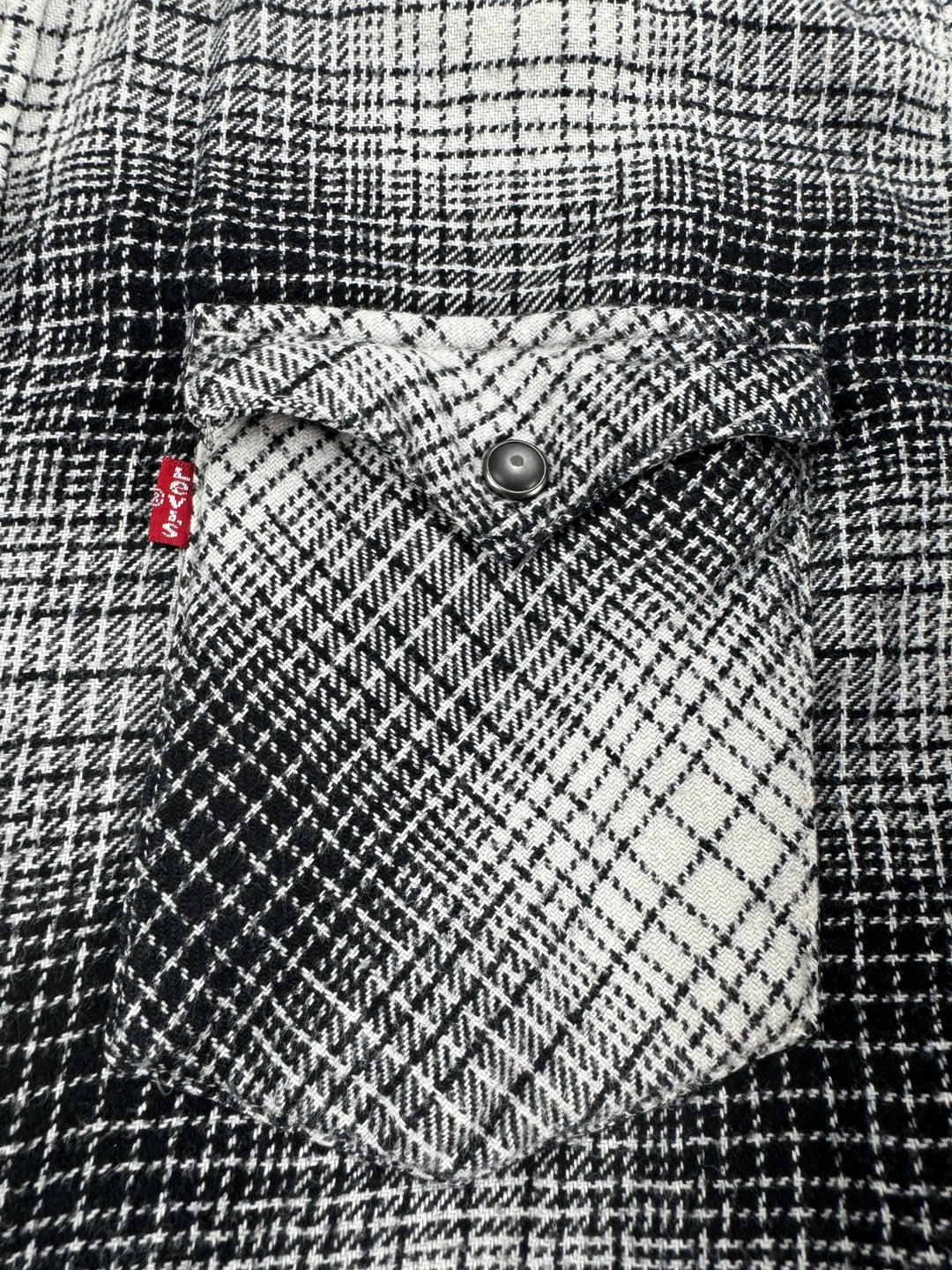 Levi's Black Plaid Long Sleeve Shirt - XL - Think Vintage