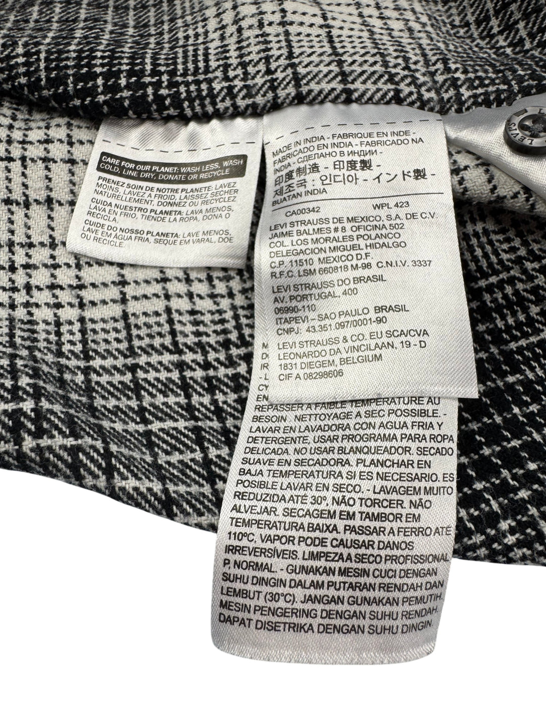 Levi's Black Plaid Long Sleeve Shirt - XL - Think Vintage