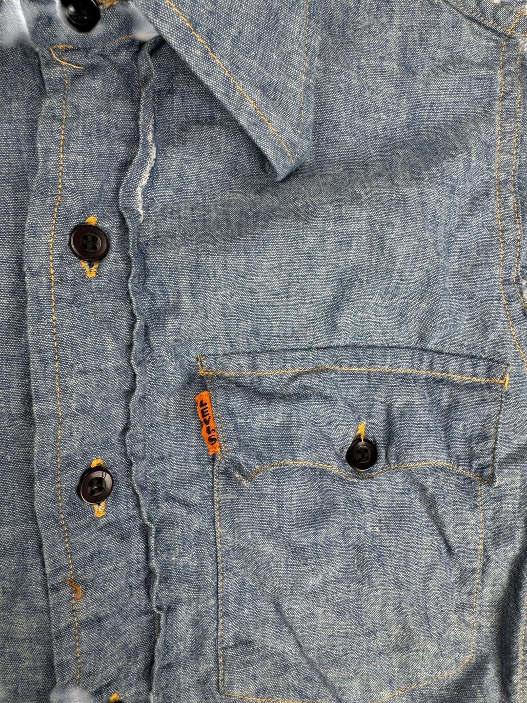 Levi's Chambray Button-Up Shirt - XXS - Think Vintage